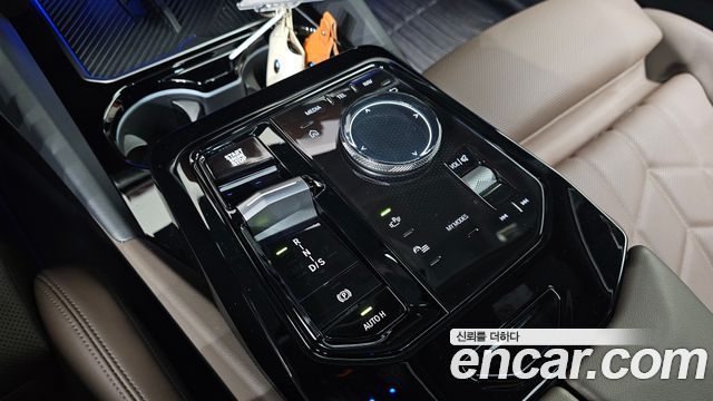 BMW 5 Series (G60) 520i M Sport 2024 — фото 9