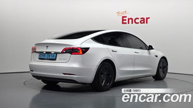 Tesla Model 3 Long Range AWD 2021 — фото 2