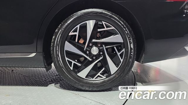 Hyundai Grandeur Hybrid (IG) Le Blanc 2023 — фото 21