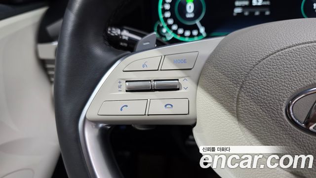 Hyundai Grandeur Hybrid (IG) Le Blanc 2023 — фото 31