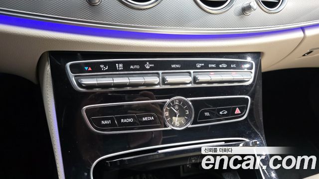 Mercedes-Benz E-Class (W213) E300 Avantgarde 2019 — фото 21