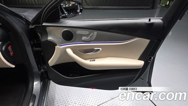 Mercedes-Benz E-Class (W213) E300 Avantgarde 2019 — фото 30