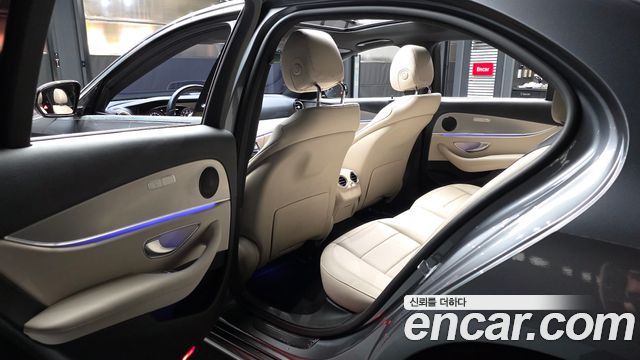 Mercedes-Benz E-Class (W213) E300 Avantgarde 2019 — фото 32