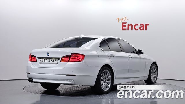 BMW 5 Series (F10) 528i 2012 — фото 2