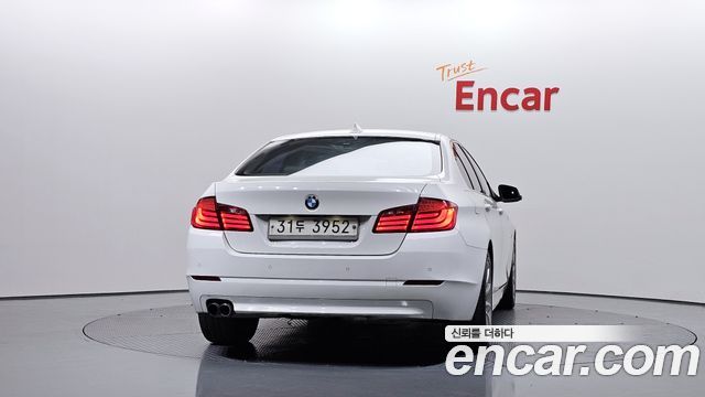 BMW 5 Series (F10) 528i 2012 — фото 4