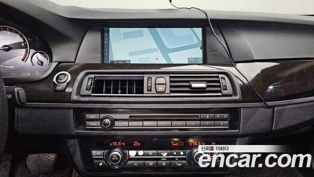 BMW 5 Series (F10) 528i 2012 — фото 14