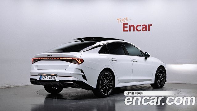 Kia K5 (III) 1.6 Turbo Prestige 2023 — фото 2