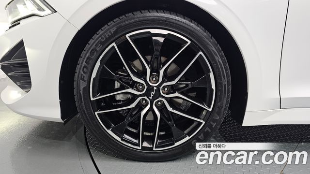 Kia K5 (III) 1.6 Turbo Prestige 2023 — фото 5