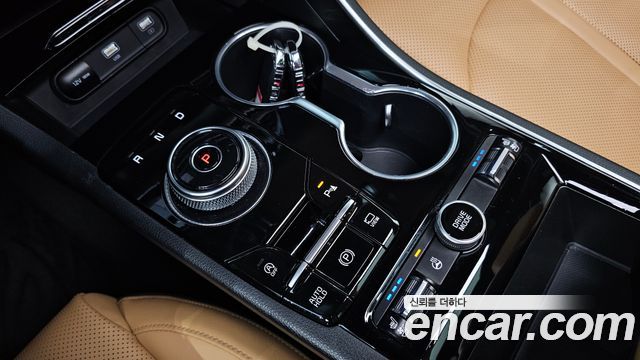 Kia K5 (III) 1.6 Turbo Prestige 2023 — фото 9