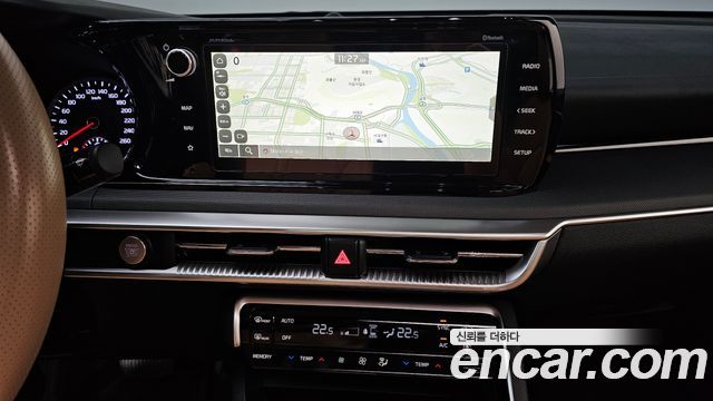 Kia K5 (III) 1.6 Turbo Prestige 2023 — фото 13