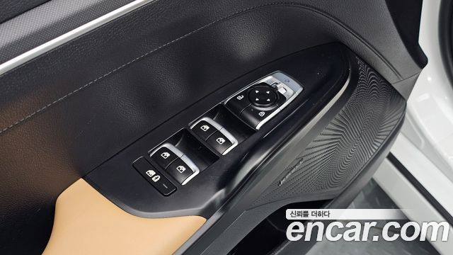 Kia K5 (III) 1.6 Turbo Prestige 2023 — фото 16