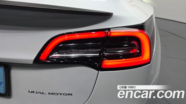 Tesla Model 3 Long Range AWD 2021 — фото 23