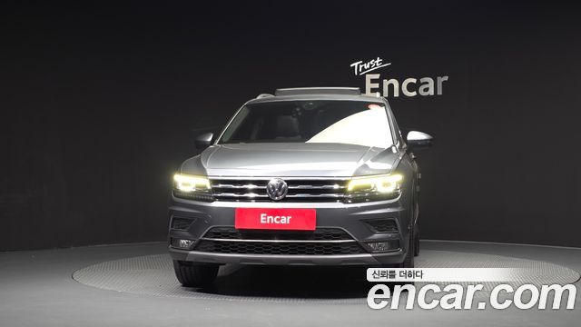 Volkswagen Tiguan Allspace 2.0 TDI Prestige 2020 — фото 3