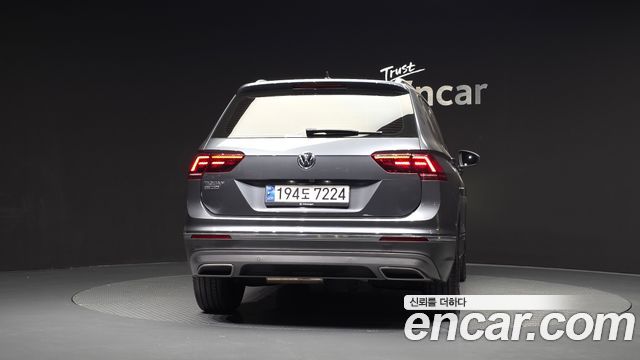 Volkswagen Tiguan Allspace 2.0 TDI Prestige 2020 — фото 4