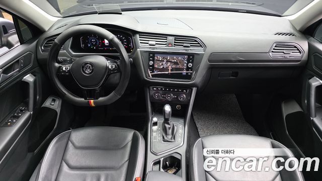 Volkswagen Tiguan Allspace 2.0 TDI Prestige 2020 — фото 7