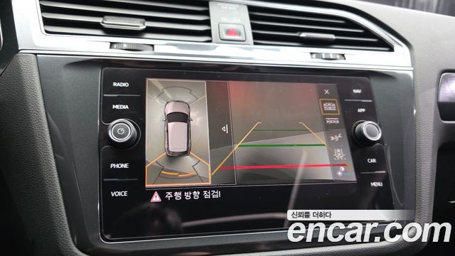 Volkswagen Tiguan Allspace 2.0 TDI Prestige 2020 — фото 15
