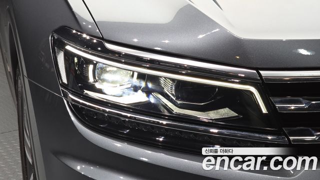 Volkswagen Tiguan Allspace 2.0 TDI Prestige 2020 — фото 22