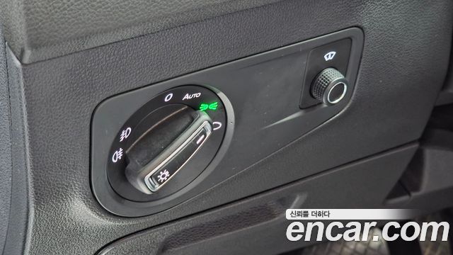 Volkswagen Tiguan Allspace 2.0 TDI Prestige 2020 — фото 29