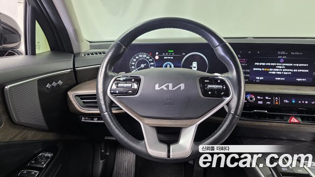 Kia K8 2.5 Gasoline 2WD Noblesse 2023 — фото 13