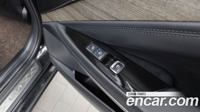 Kia K8 2.5 Gasoline 2WD Noblesse 2023 — фото 18