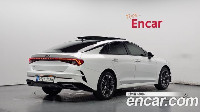 Kia K5 (III) 2.0 Prestige 2023 — фото 2