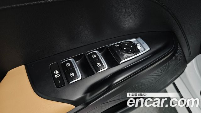 Kia K5 (III) 2.0 Prestige 2023 — фото 16