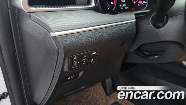 Kia K5 (III) 2.0 Prestige 2023 — фото 17