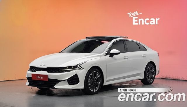 Kia K5 (III) 2.0 Prestige 2023 — фото 1