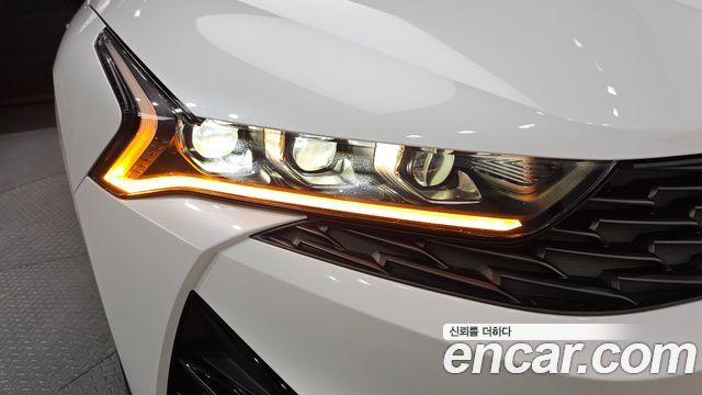 Kia K5 (III) 2.0 Prestige 2023 — фото 22