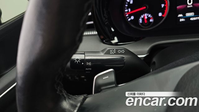Kia K5 (III) 2.0 Prestige 2023 — фото 28