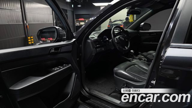 KG Mobility (SsangYong) Rexton Sports Khan Diesel 2.2 4WD Prestige Special (5-Link) 2020 — фото 10