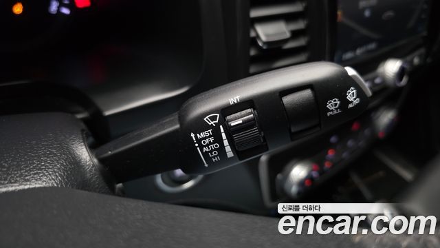 KG Mobility (SsangYong) Rexton Sports Khan Diesel 2.2 4WD Prestige Special (5-Link) 2020 — фото 18
