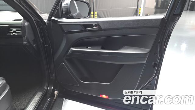 KG Mobility (SsangYong) Rexton Sports Khan Diesel 2.2 4WD Prestige Special (5-Link) 2020 — фото 24