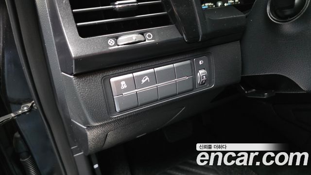 KG Mobility (SsangYong) Rexton Sports Khan Diesel 2.2 4WD Prestige Special (5-Link) 2020 — фото 27