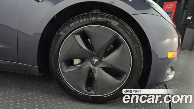Tesla Model 3 Long Range AWD 2020 — фото 21