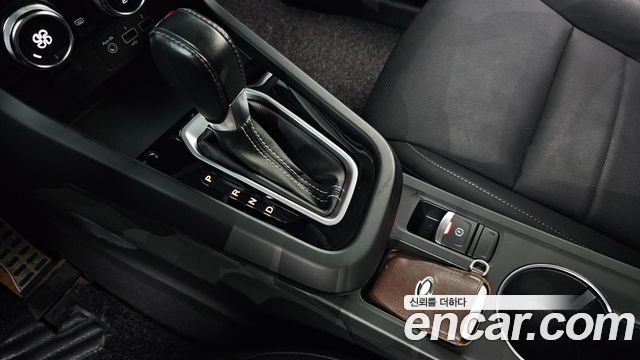 Renault Korea XM3 1.6 GTe RE 2022 — фото 9