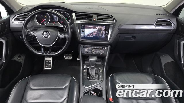 Volkswagen Tiguan (II) 2.0 TDI Prestige 2018 — фото 7