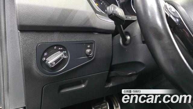 Volkswagen Tiguan (II) 2.0 TDI Prestige 2018 — фото 32