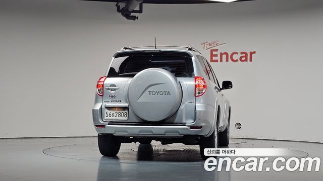 Toyota RAV4 2.5 4WD 3rd 2011 — фото 4