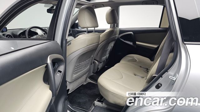 Toyota RAV4 2.5 4WD 3rd 2011 — фото 16
