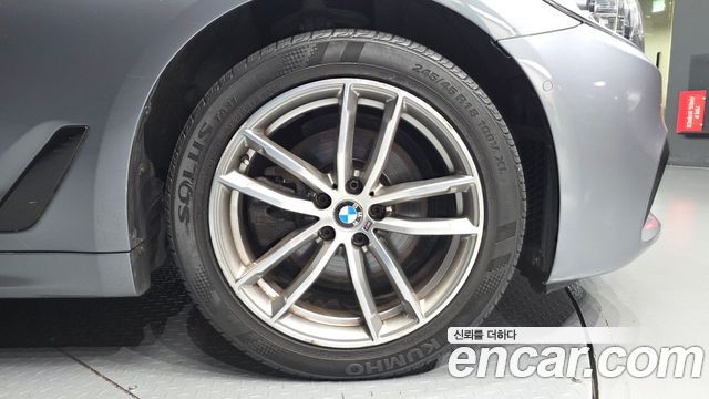 BMW 5 Series (G30) 520d xDrive M Sport Package Plus 2017 — фото 5