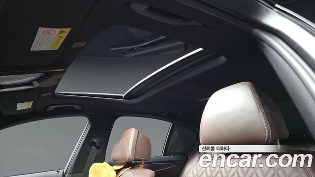 BMW 5 Series (G30) 520d xDrive M Sport Package Plus 2017 — фото 18