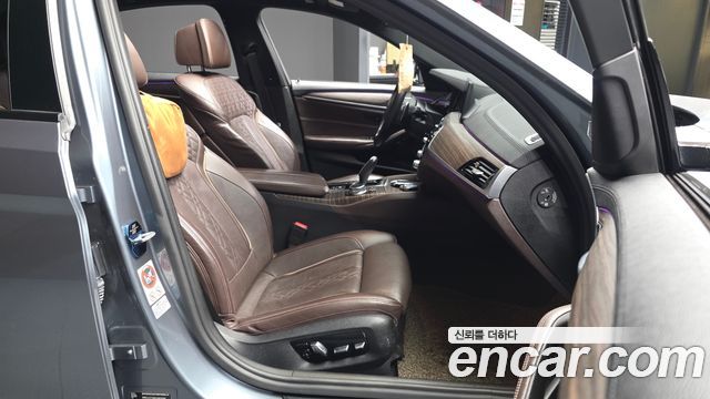 BMW 5 Series (G30) 520d xDrive M Sport Package Plus 2017 — фото 26