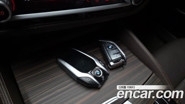 BMW 5 Series (G30) 520d xDrive M Sport Package Plus 2017 — фото 32