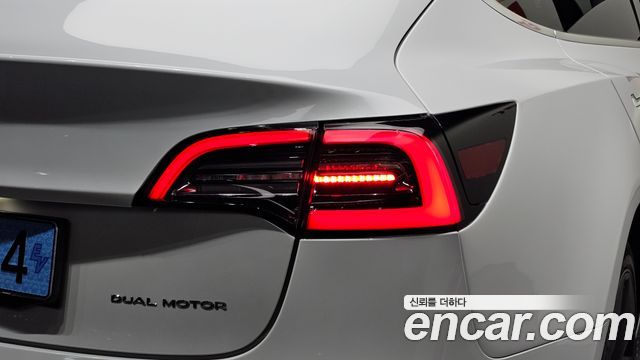 Tesla Model 3 Long Range AWD 2020 — фото 23