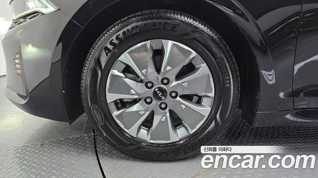 Kia K5 Hybrid (III) Trendy 2022 — фото 5