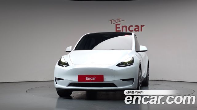 Tesla Model Y Long Range AWD 2024 — фото 3