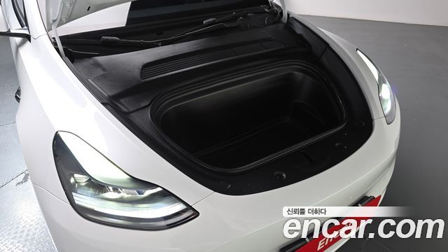 Tesla Model Y Long Range AWD 2024 — фото 6