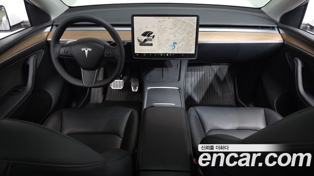 Tesla Model Y Long Range AWD 2024 — фото 7