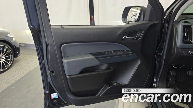 Chevrolet Real New Colorado 3.6 Z71-X Midnight 4WD 2021 — фото 24